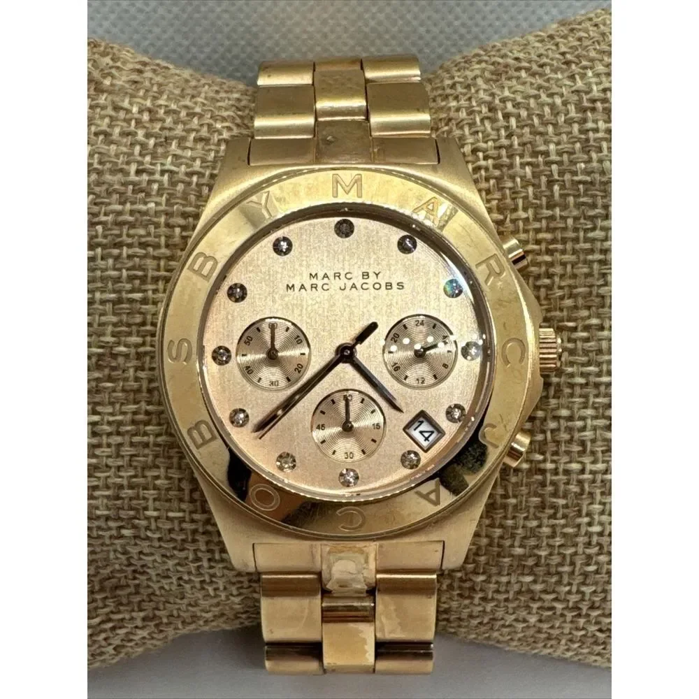 Marc Jacobs Blade MBM3102 Women's Stainless Steel Analog Gold Dial Watch JNA738